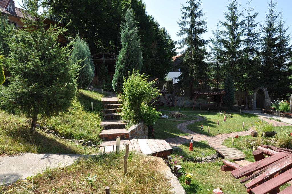 Cabana Claris Văliug Exterior foto